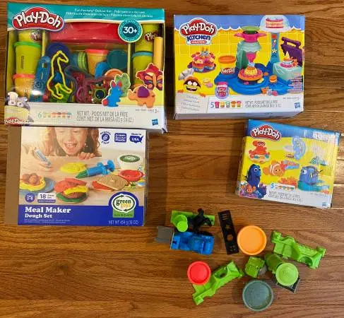 Set of 5 Play-Doh Play sets