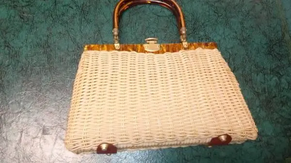 Vintage wicker purse by atlas