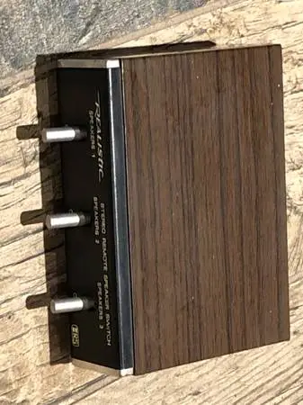 REALISTIC VINTAGE STEREO SPEAKER CONTROL SWITCH