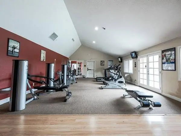 Move-In Ready! Spacious 2 BR/2 BR W/ Patio & Walk-In Closets