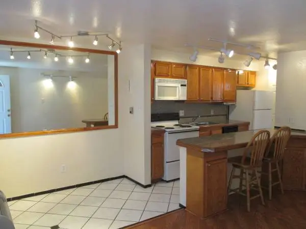 Available for 2027 MOVE-IN. Pet-friendly 1 BD in SoBo (640-204)