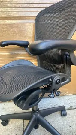 Size C Herman Miller Aeron Chairs Fully Loaded   - Perfect Conditions