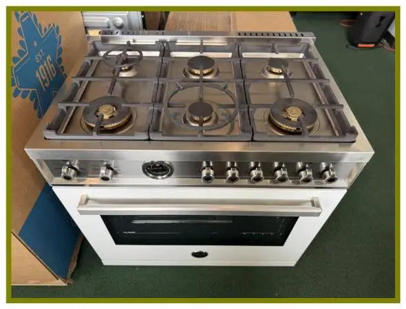 Bertazzoni – 36″ Professional Series range Gas oven Natursl Gas-Wh