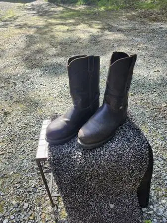 Justin steel toe work boots