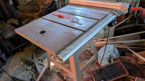 Heavy cast iron craftsman table saw