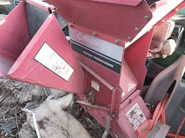 Tomahawk chipper/shredder