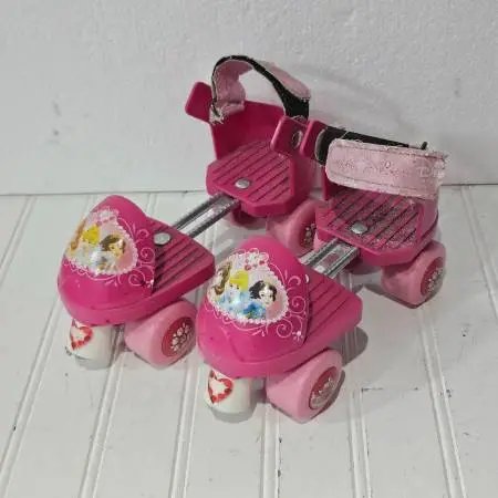 Tiny Toddler Roller blades for kids/youth adjustable pink girls disney