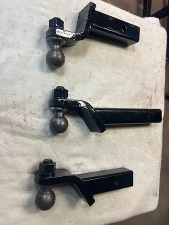 4- Trailer Shanks with 2 Balls