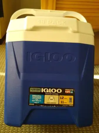 Igloo Quantum 12 qt. cooler