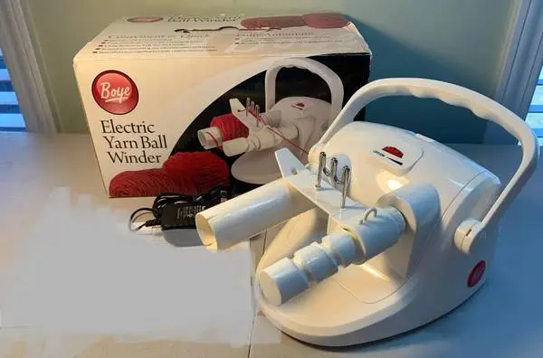 Boye Electric Yarn Ball Winder