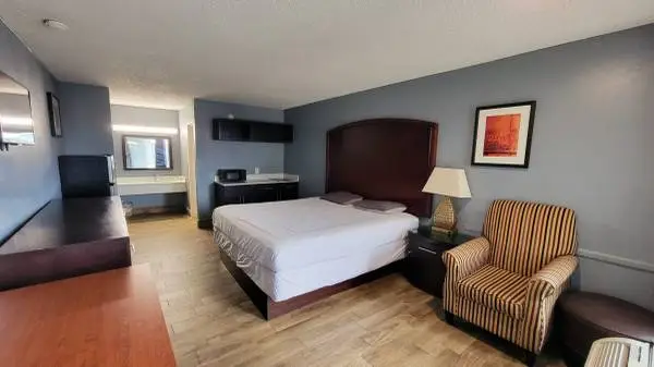 One Bed One Bath All Bills Paid!