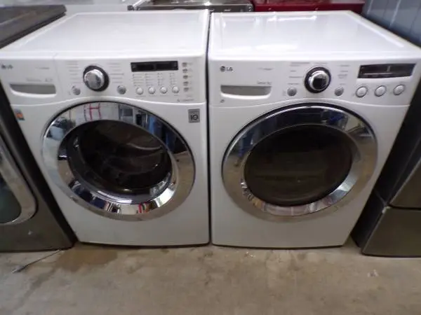 LG FRONT LOAD WASHER&DRYER/ stackable