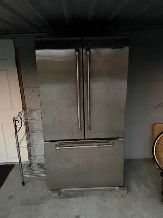 Jenn-Air Refrigerator Freezer