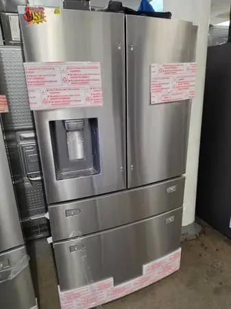 New samsung stainless steel 4 door refrigerator