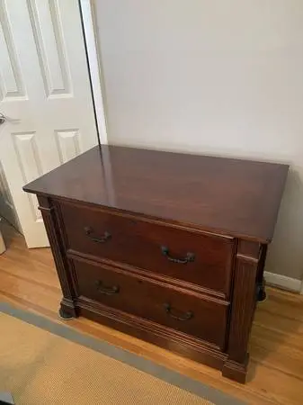 2 Drawer Traditional Wood Lateral File Cabinet