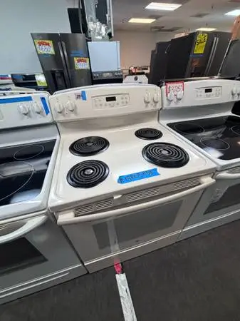 GE coils electric stove in excellent conditions