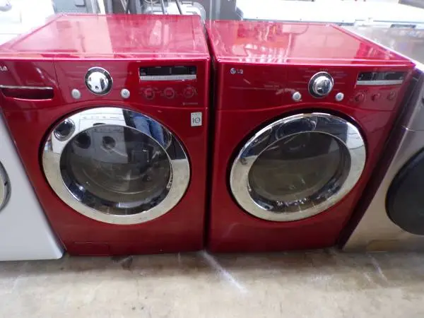 LG FRONT LOAD WASHER&DRYER/ stackable