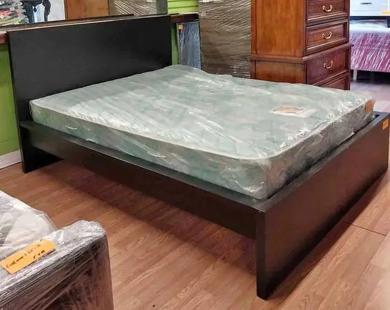 Full mattress