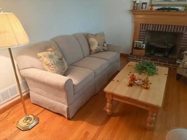 Living room or Family room like new 4 piece set never used