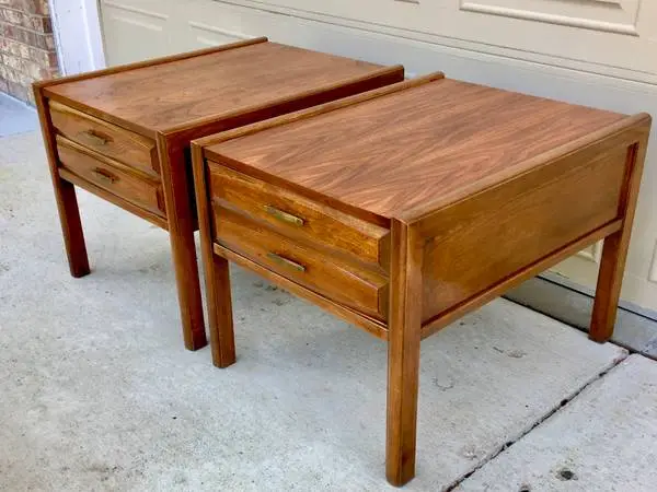 Gorgeous HAMMARY mid century PAIR of night stands & Bedroom set & more