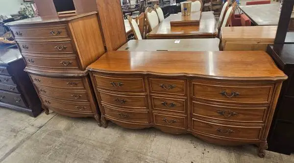 Dixie French Provincial 3-Piece Bedroom Set - FREE DELIVERY