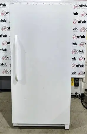 UPRIGHT 21 CFT MANUAL DEFROST STEADY TEMP FREEZER..