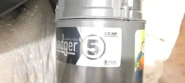 GARBAGE DISPOSAL BADGER5/TRITURADOR DE COMIDA
