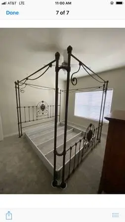 Canopy bed king