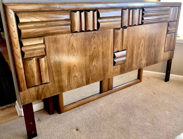 LANE ALTAVISTA - Brutalist dresser/ sideboard mirror KING bed set.