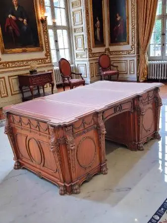 RARE Victorian Pedestal Partner Desk Based on 1767 Thomas Chippendale