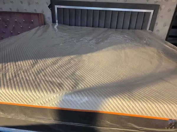 King Tempurpedic Pro Adapt firm, soft, or medium mattress