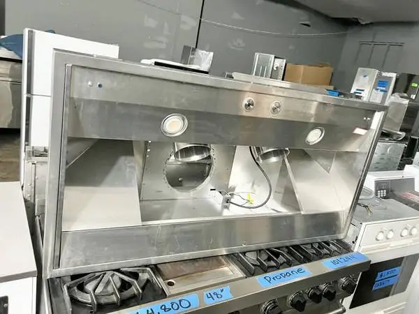 Viking 5 Series VCWH54848SS Wall Mount Range Hood 1200 CFM , 48 New