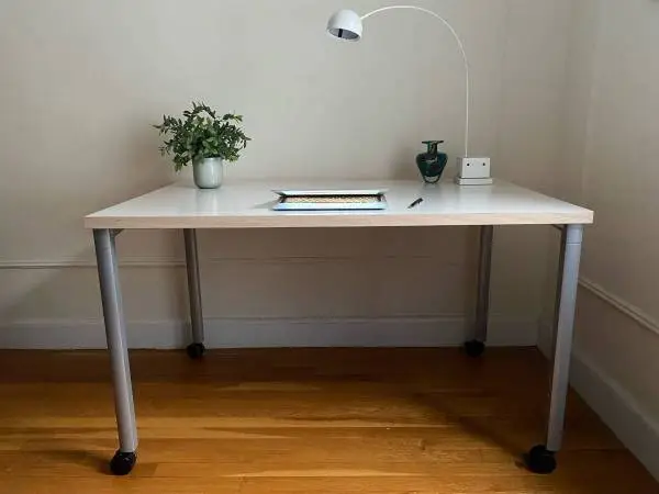 Herman Miller WHITE/BROWN Desk - 48 x 30 Modern Office Table ON WHEELS