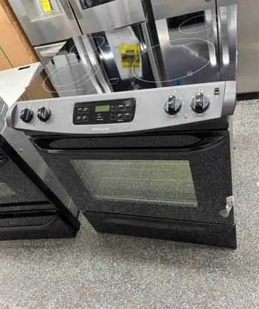 FRIGIDAIRE ELECTRIC RANGE OPEN BOX