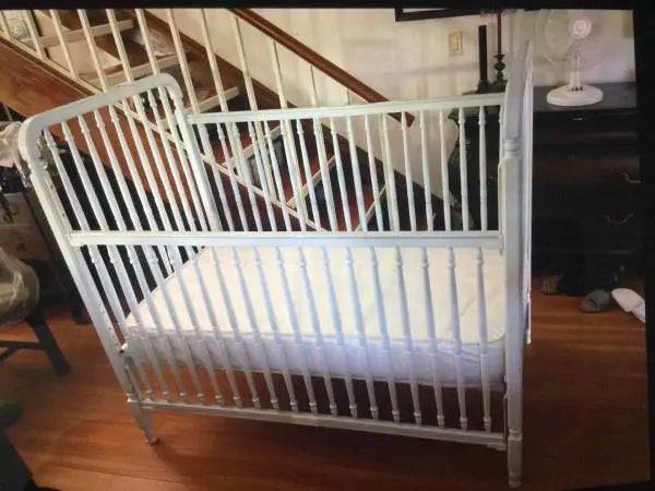 Beautiful baby crib