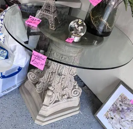 Corinthian Column Table