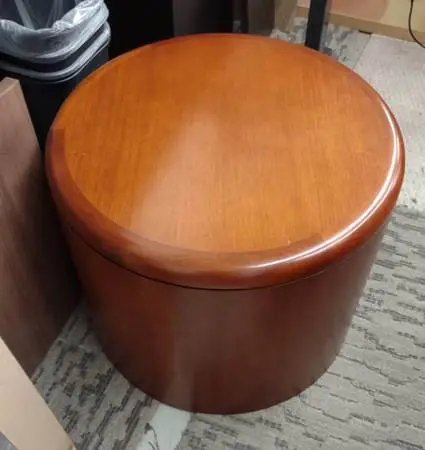 Cherry Wood Round Reception Area Coffee Side Table New $479