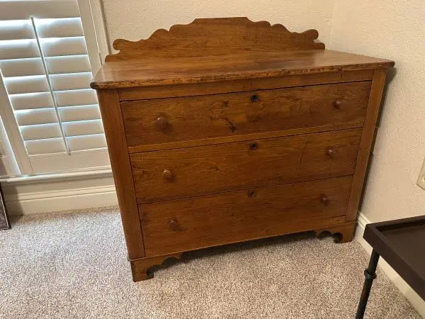 Antique Vintage 3 Drawer Wooden Dresser