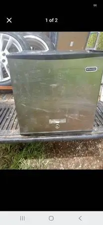 Mini upright freezer has been tested works great in very good condition its gua