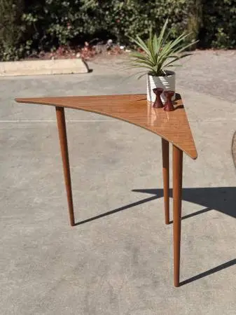 Mid Century Modern Vintage 1960s Corner Formica Desk Table – Boomerang