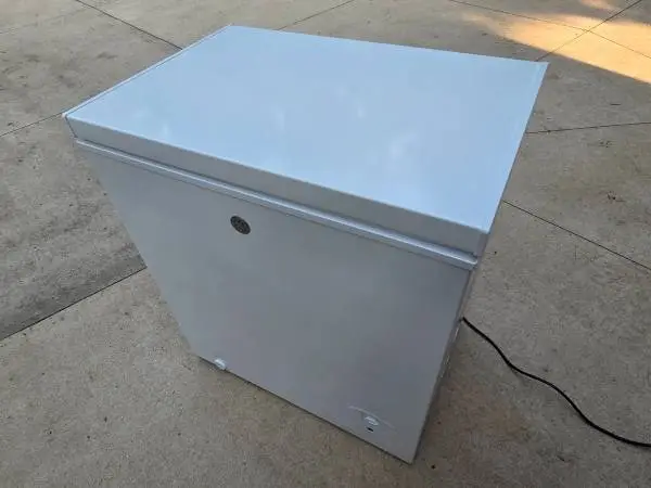 GE Chest Freezer - Very Good Condition