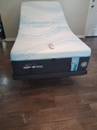 TWIN XL Tempurpedic pro breeze mattresses