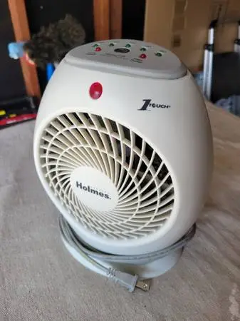 Holmes 1Touch Whisper Quiet Space Heater 1500W White