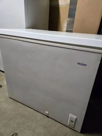 Chest freezer
