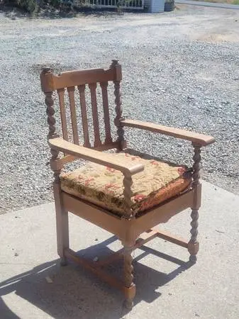 Antique Stickley Oak Barley Twist Chair.