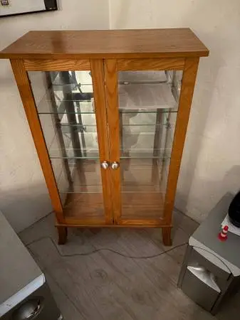 Moving sale