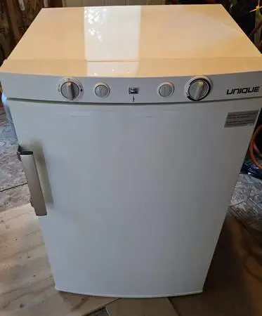 Propane 3.4-cu ft Fridge with Freezer
