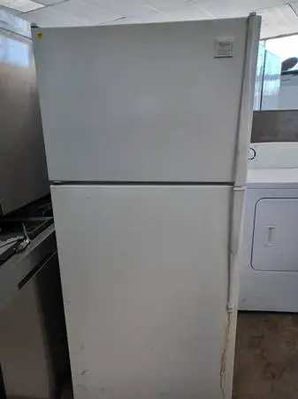 Whirlpool White Top Freezer Refrigerator