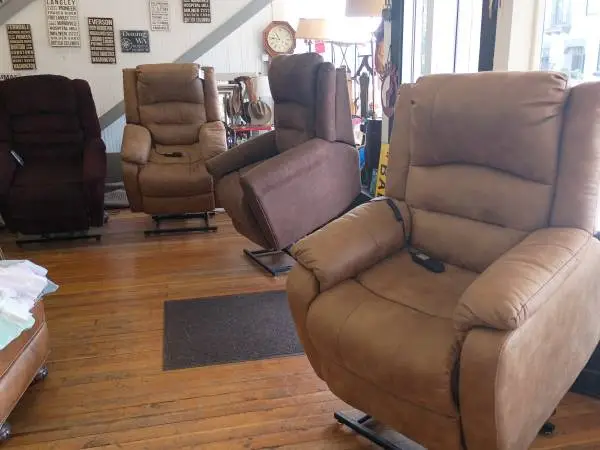 Quality Lift Chairs, Recliners & More