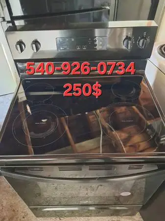 electric stove in excellent condition Pick up & Delivery available